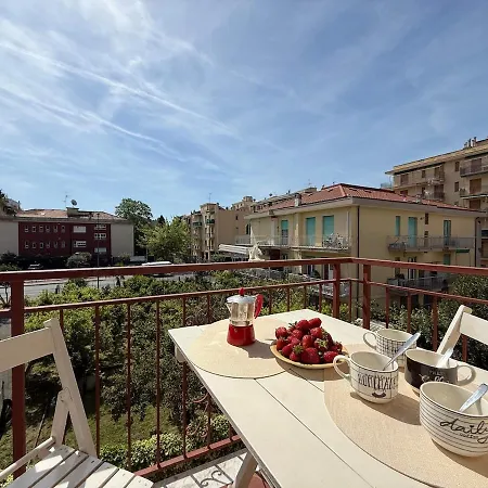 Dimora Concept - Casa Vittorio * Pietra Ligure