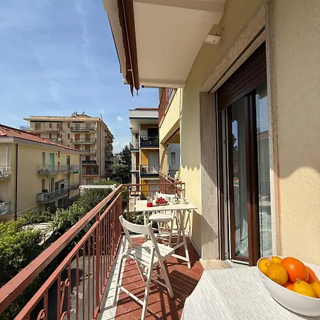 Dimora Concept - Casa Vittorio * Pietra Ligure